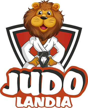 Zdjęcie grupy dzieci z obozu zimowego Judolandia